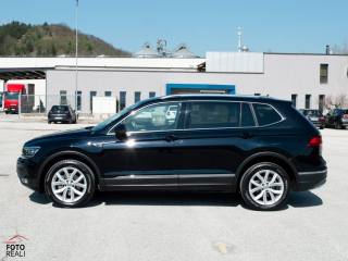 VOLKSWAGEN Tiguan Allspace usata, con Boardcomputer