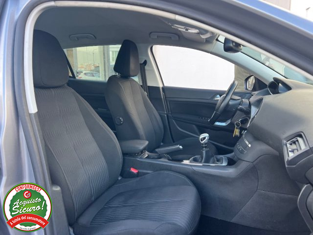 PEUGEOT 308 usata, con Boardcomputer