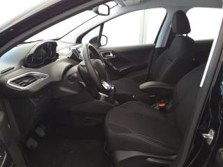 PEUGEOT 208 usata, con Autoradio