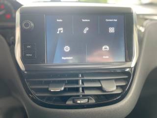 PEUGEOT 208 usata, con USB