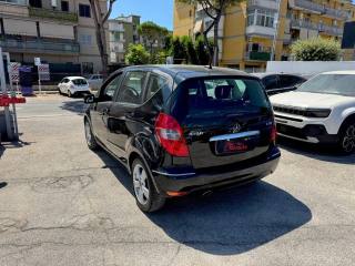 MERCEDES-BENZ A 180 usata, con Alzacristalli elettrici