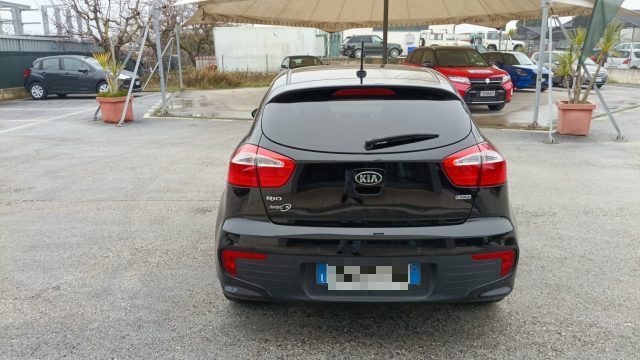 KIA Rio usata, con Autoradio