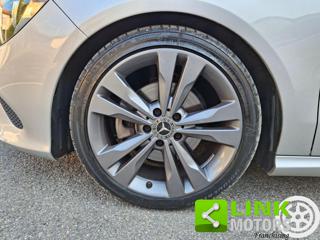 MERCEDES-BENZ CLA 220 usata, con Chiusura centralizzata