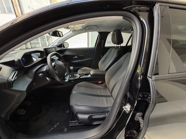 PEUGEOT 208 usata, con Touch screen