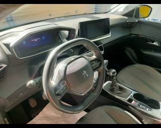 PEUGEOT 208 usata, con Boardcomputer