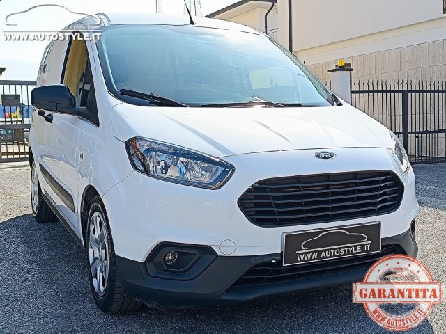 FORD Transit Courier usata, con Luci diurne