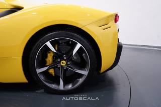 FERRARI SF90 usata 39