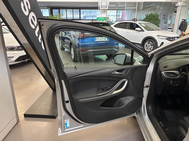 OPEL Astra usata, con Climatizzatore