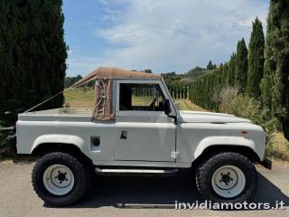 LAND ROVER Defender usata 2