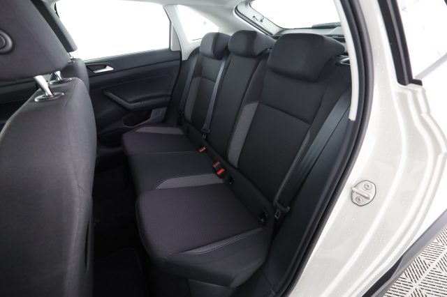 VOLKSWAGEN Taigo usata 3