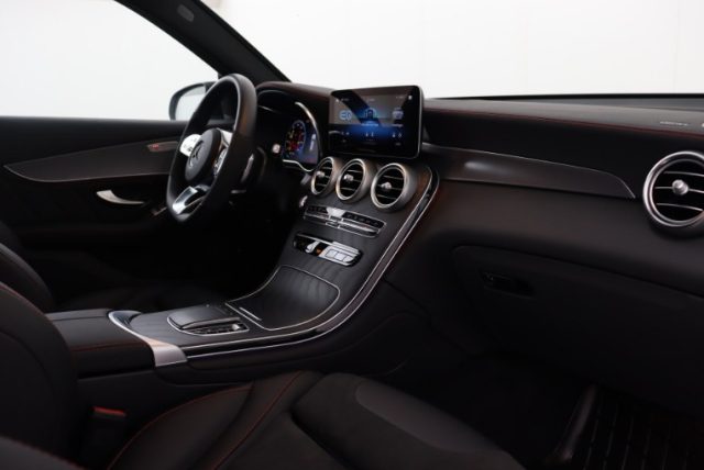 MERCEDES-BENZ GLC 300 usata, con Sistema di navigazione