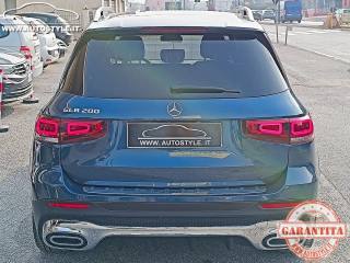 MERCEDES-BENZ GLB 200 usata, con Vivavoce