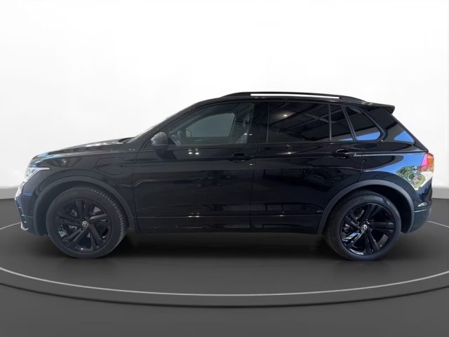 VOLKSWAGEN Tiguan usata, con Autoradio