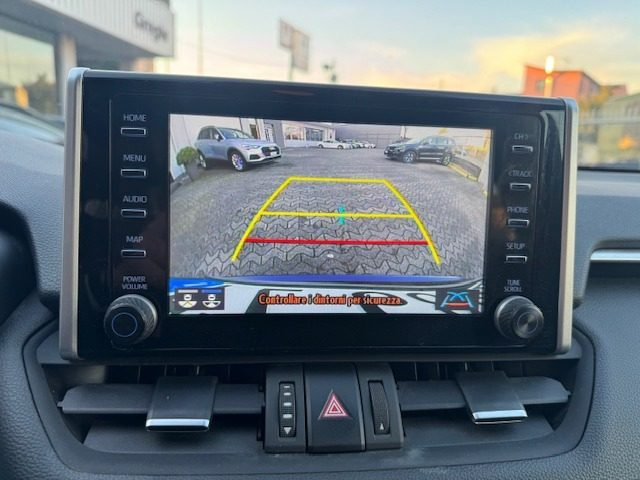 TOYOTA RAV 4 MY23 usata, con Cruise Control