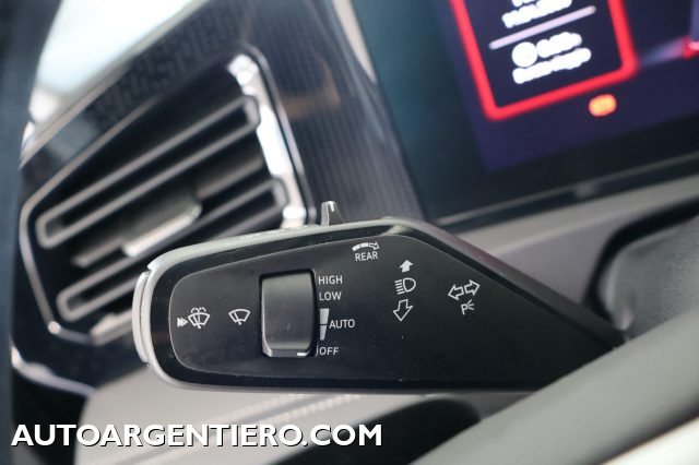 VOLKSWAGEN Tiguan usata, con Fari direzionali