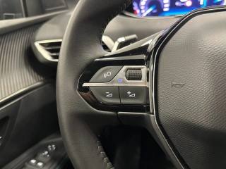 PEUGEOT 5008 usata, con Sensore di luce
