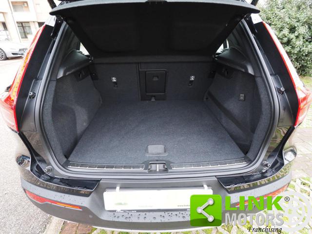 VOLVO XC40 usata, con Airbag testa