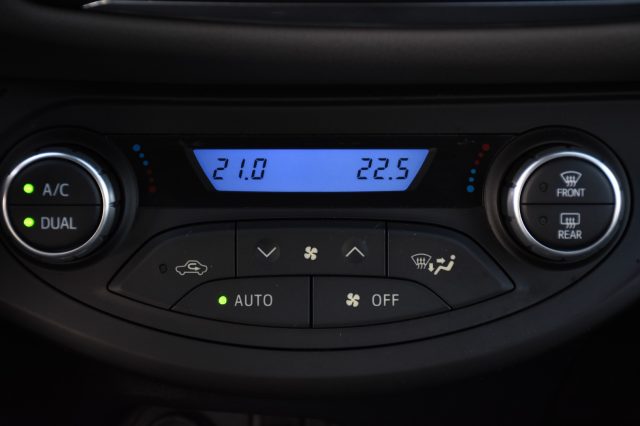 TOYOTA Yaris usata, con Cronologia tagliandi