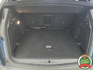 PEUGEOT 3008 usata, con Boardcomputer