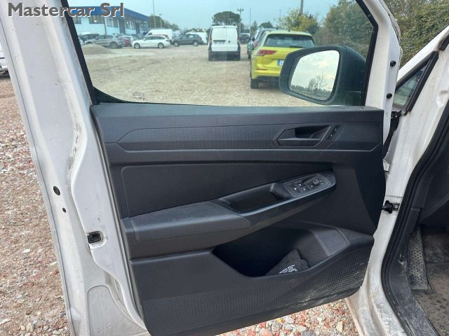 VOLKSWAGEN Caddy usata 8