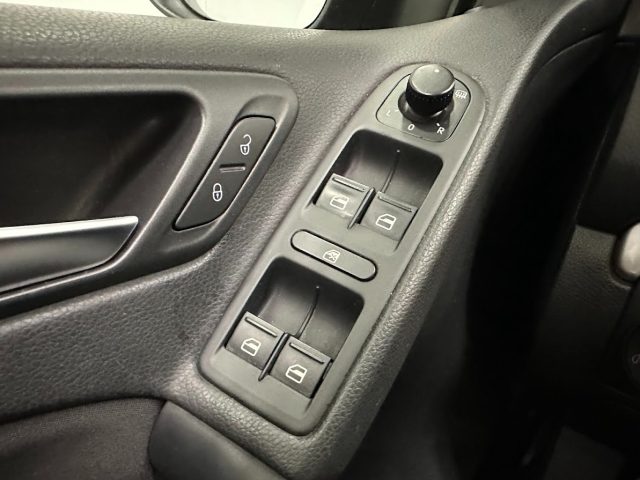 VOLKSWAGEN Golf usata, con Specchietti laterali elettrici