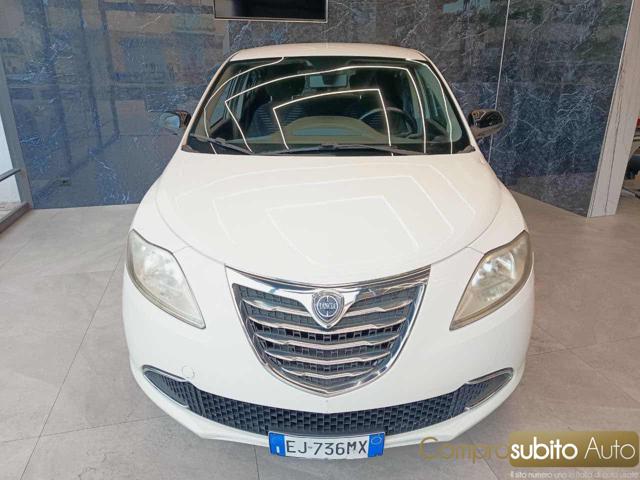 LANCIA Ypsilon usata, con ABS