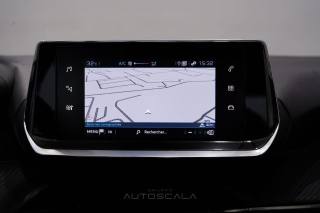 PEUGEOT 208 usata, con Volante in pelle