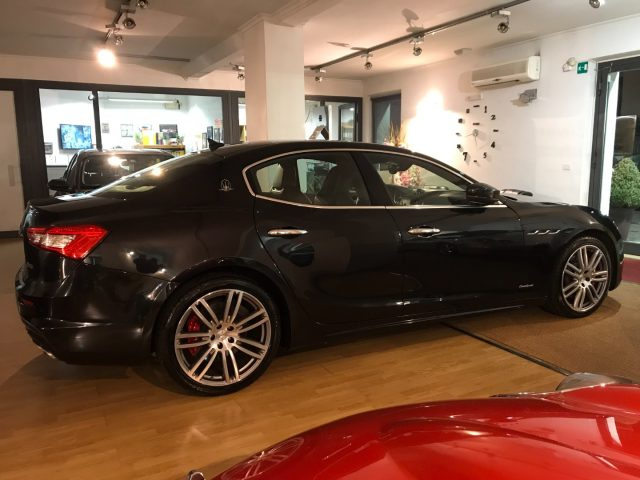 MASERATI Ghibli usata, con Autoradio