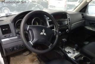 MITSUBISHI Pajero usata, con Controllo automatico clima