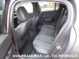 PEUGEOT 208 usata, con Sedile posteriore sdoppiato