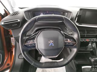 PEUGEOT 2008 usata, con Controllo automatico clima
