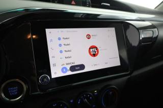 TOYOTA Hilux usata 9