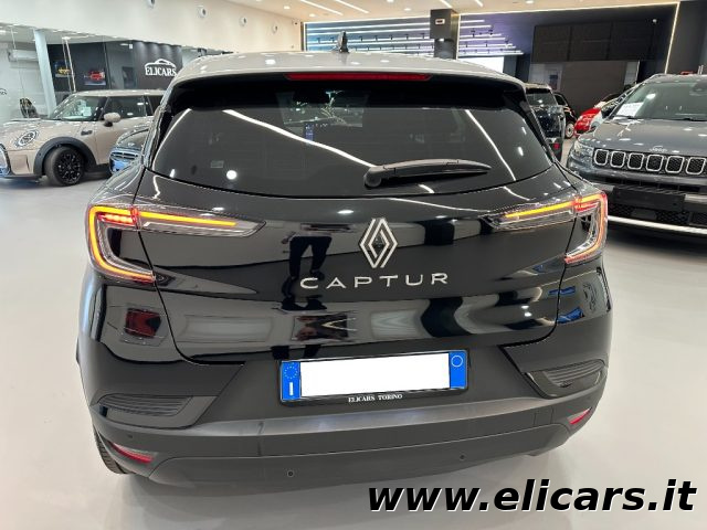RENAULT Captur usata, con Autoradio