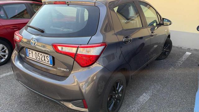 TOYOTA Yaris usata, con Autoradio