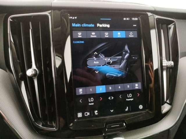 VOLVO XC60 usata, con Sistema di navigazione
