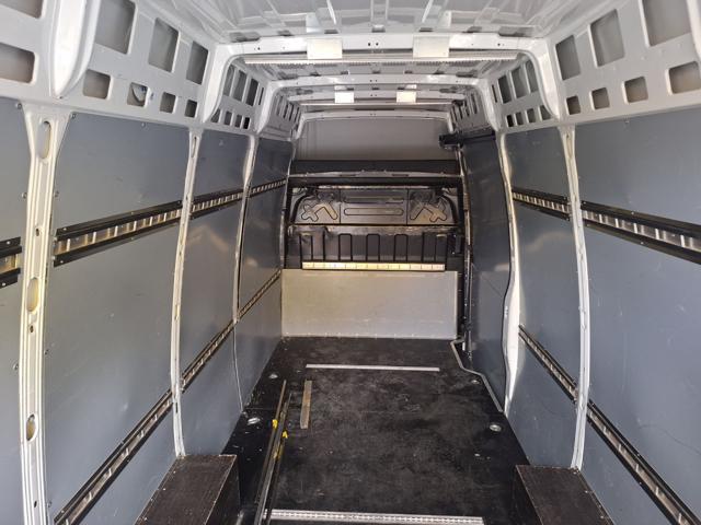 IVECO Daily usata, con Alzacristalli elettrici