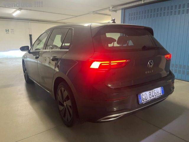 VOLKSWAGEN Golf usata, con Airbag Passeggero