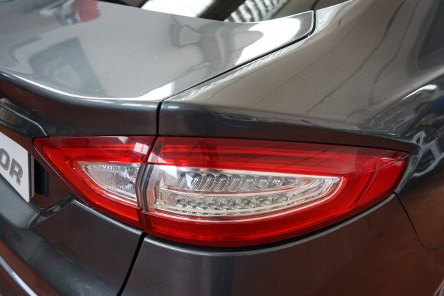 FORD Mondeo usata, con Volante in pelle