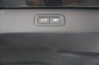 OTHERS-ANDERE OTHERS-ANDERE usata, con Chiusura centralizzata