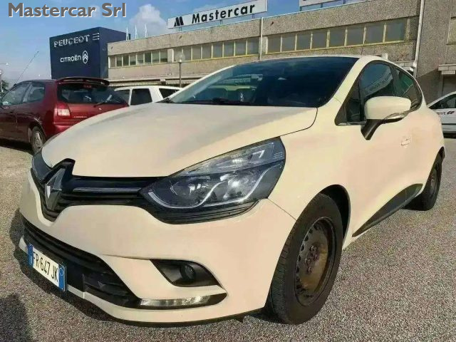 RENAULT Clio usata, con Airbag laterali