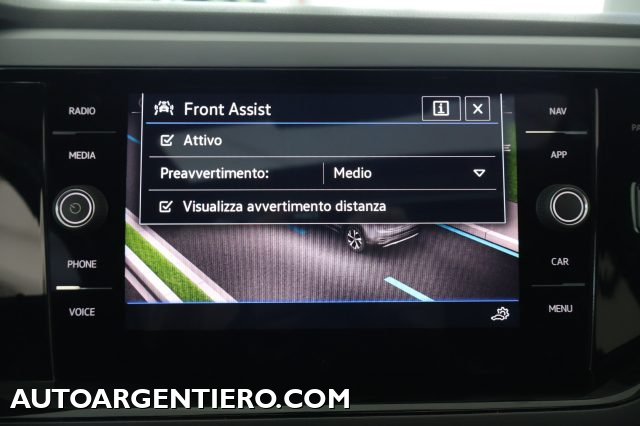 VOLKSWAGEN Taigo usata, con USB