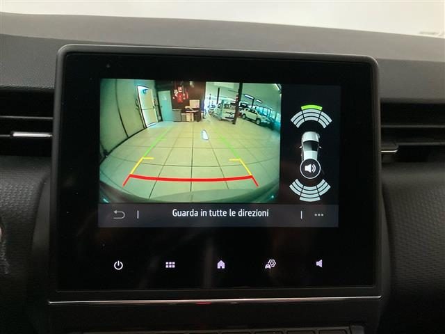 RENAULT Clio usata, con Fari LED