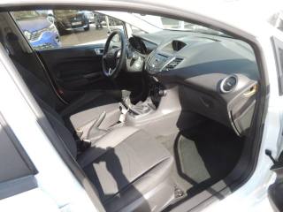 FORD Fiesta usata, con Autoradio