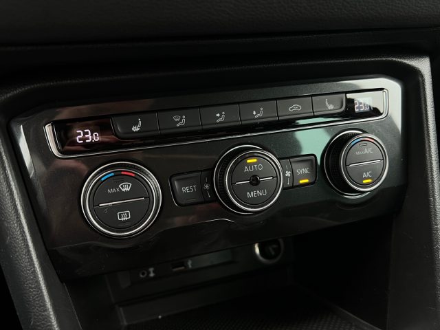 VOLKSWAGEN Tiguan usata, con Park Distance Control