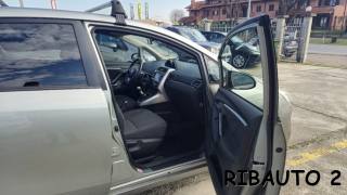 TOYOTA Verso usata, con Airbag