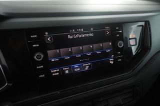 VOLKSWAGEN Taigo usata 17