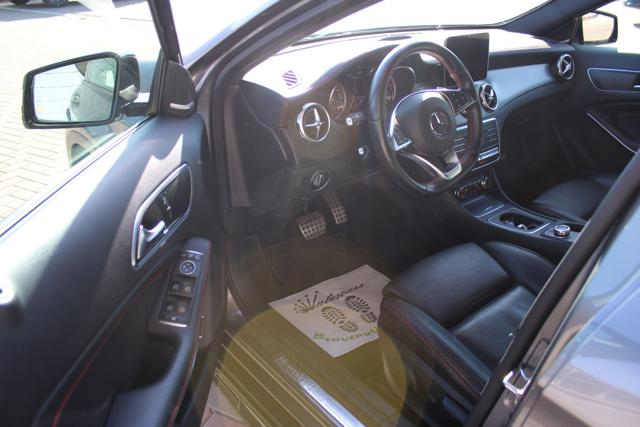 MERCEDES-BENZ GLA 220 usata, con Controllo automatico clima
