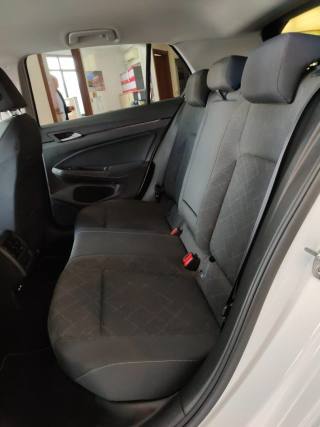 VOLKSWAGEN Golf usata, con Fendinebbia