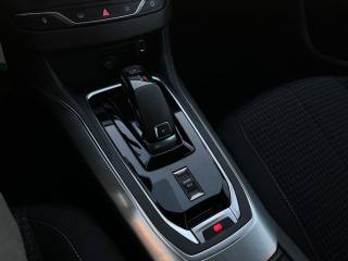 PEUGEOT 308 usata, con Sistema di navigazione