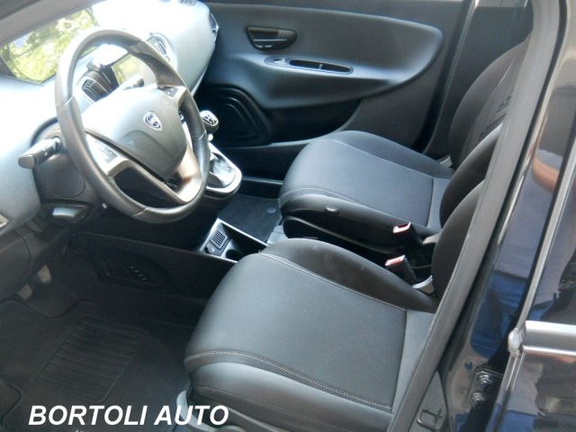 LANCIA Ypsilon usata, con Controllo trazione